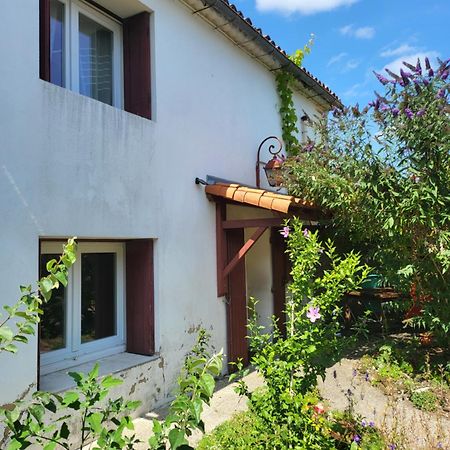La Maison Rouge Paisible Maison De Pays Saujon Dış mekan fotoğraf